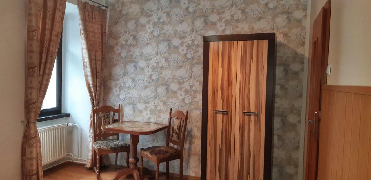 Banská Štiavnica Penzion Tomino מראה חיצוני תמונה