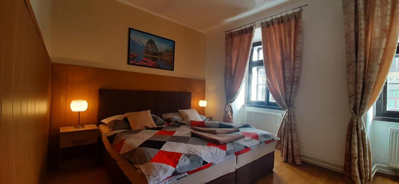Banská Štiavnica Penzion Tomino מראה חיצוני תמונה